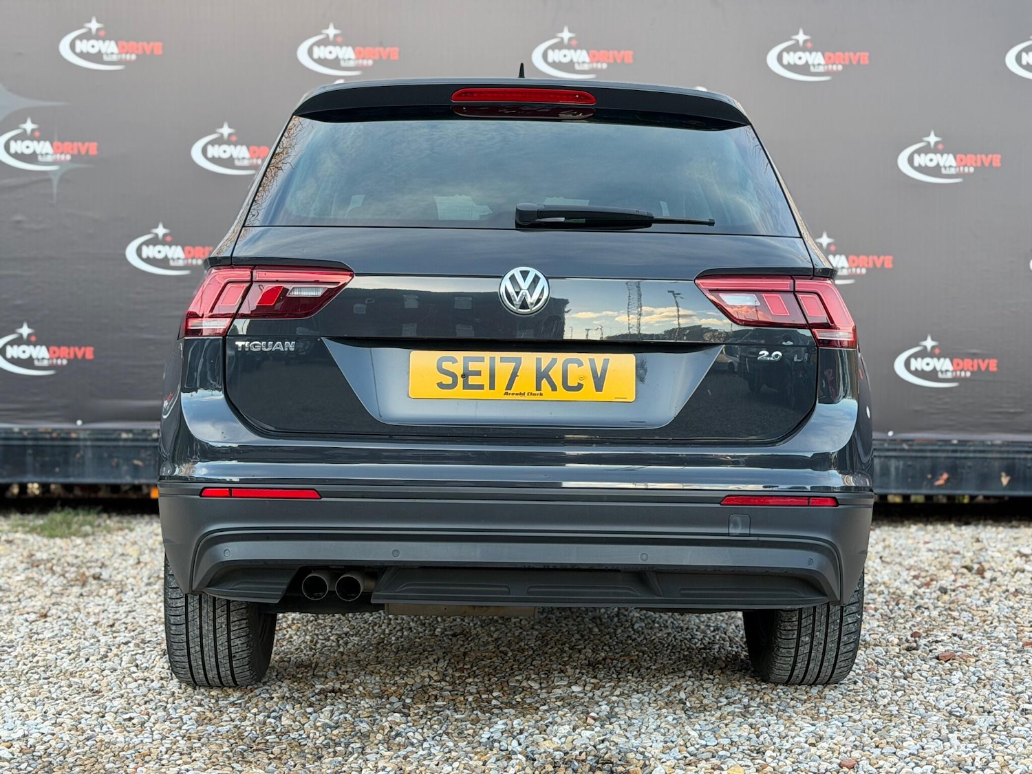 Used Volkswagen Tiguan 2017 for sale - 77457459: Photo 14