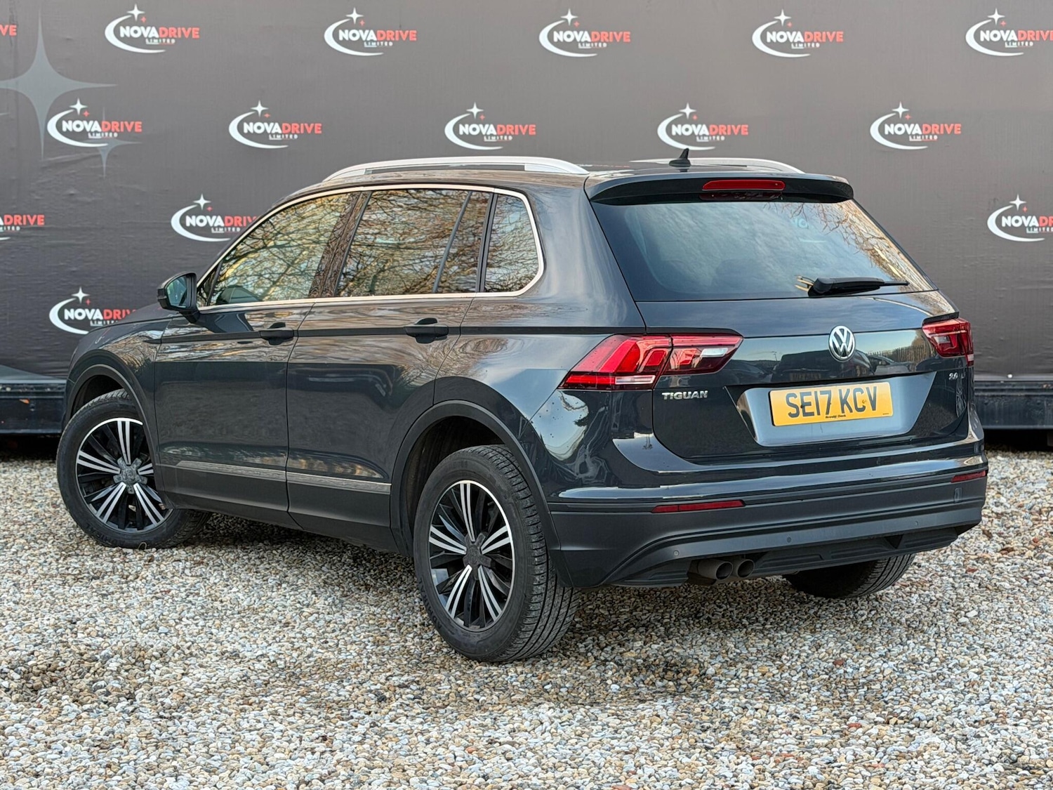 Used Volkswagen Tiguan 2017 for sale - 77457459: Photo 15