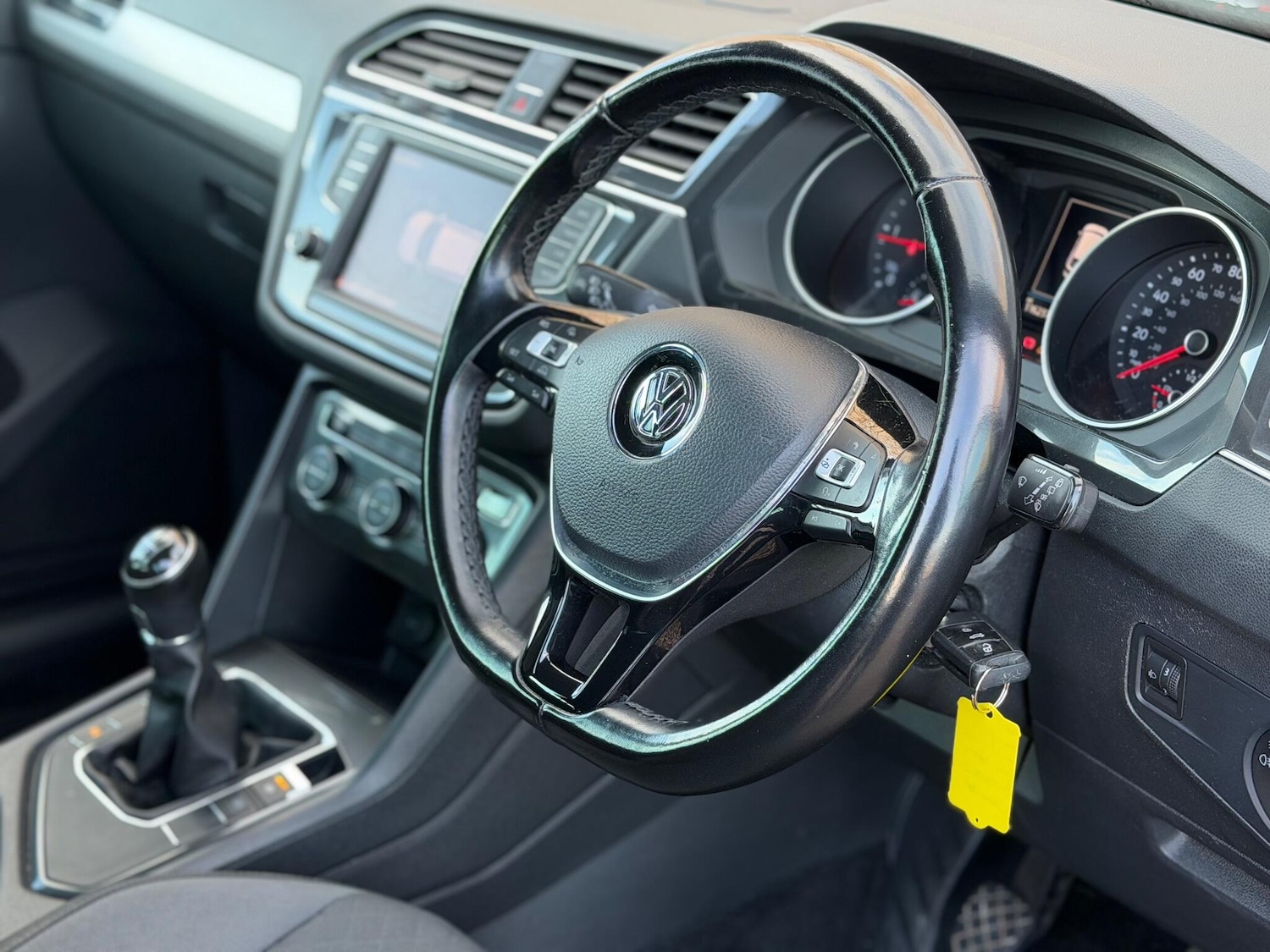 Used Volkswagen Tiguan 2017 for sale - 77457459: Photo 23