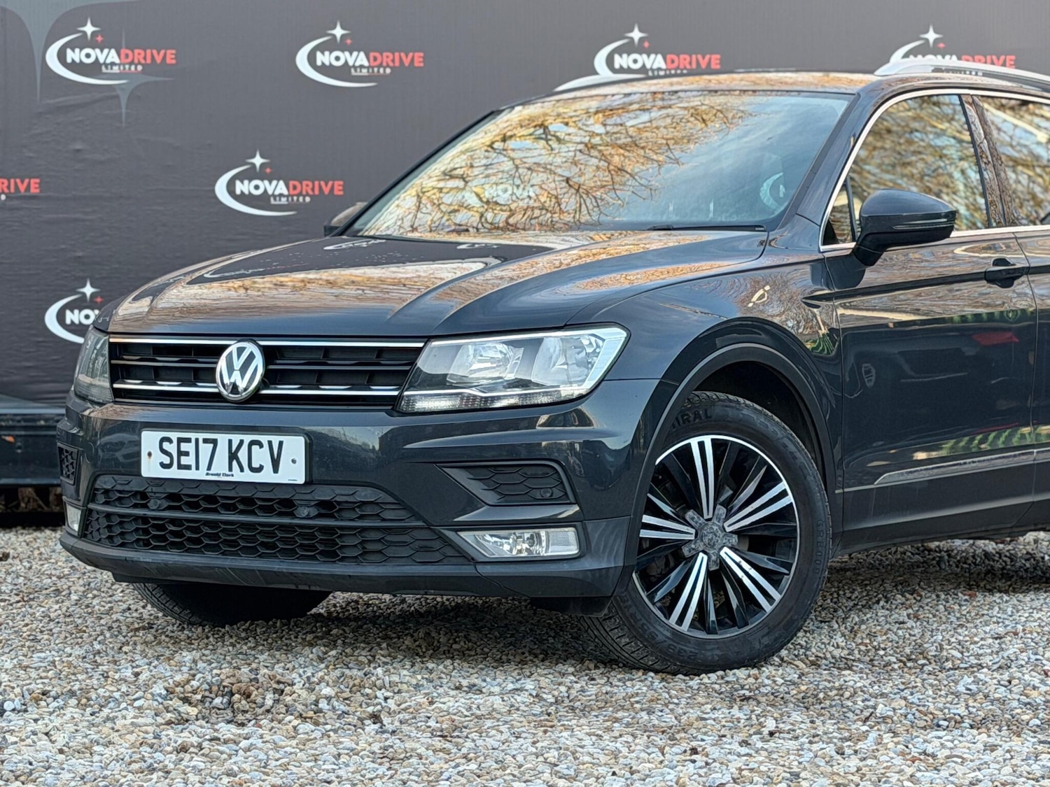 Used Volkswagen Tiguan 2017 for sale - 77457459: Photo 3