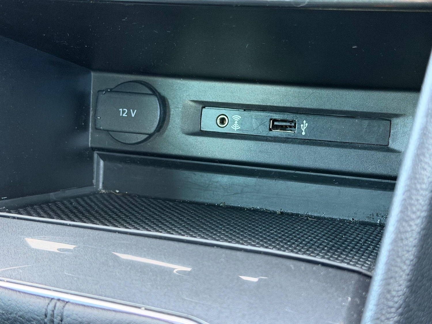 Used Volkswagen Tiguan 2017 for sale - 77457459: Photo 32