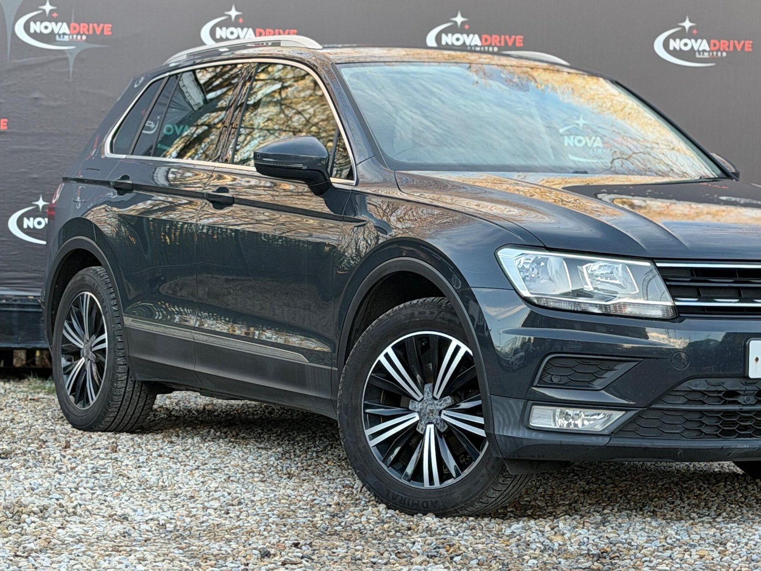 Used Volkswagen Tiguan 2017 for sale - 77457459: Photo 8