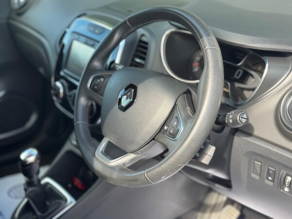 Used Renault Captur 2017 for sale - 76122917: Photo 23