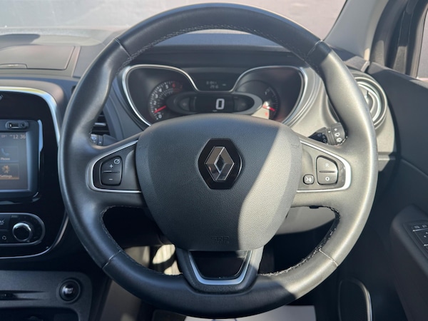 Used Renault Captur 2017 for sale - 76122917: Photo 24