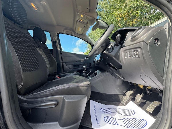 Used Renault Captur 2017 for sale - 76122917: Photo 36