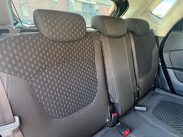 Used Renault Captur 2017 for sale - 76122917: Photo 41