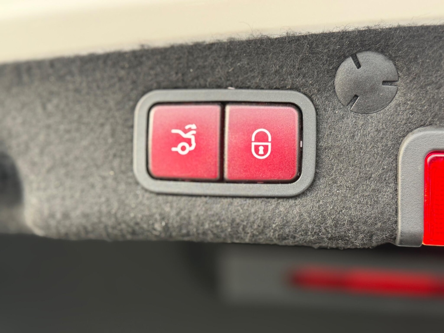 Used Mercedes-Benz C Class 2016 for sale - 78219943: Photo 24