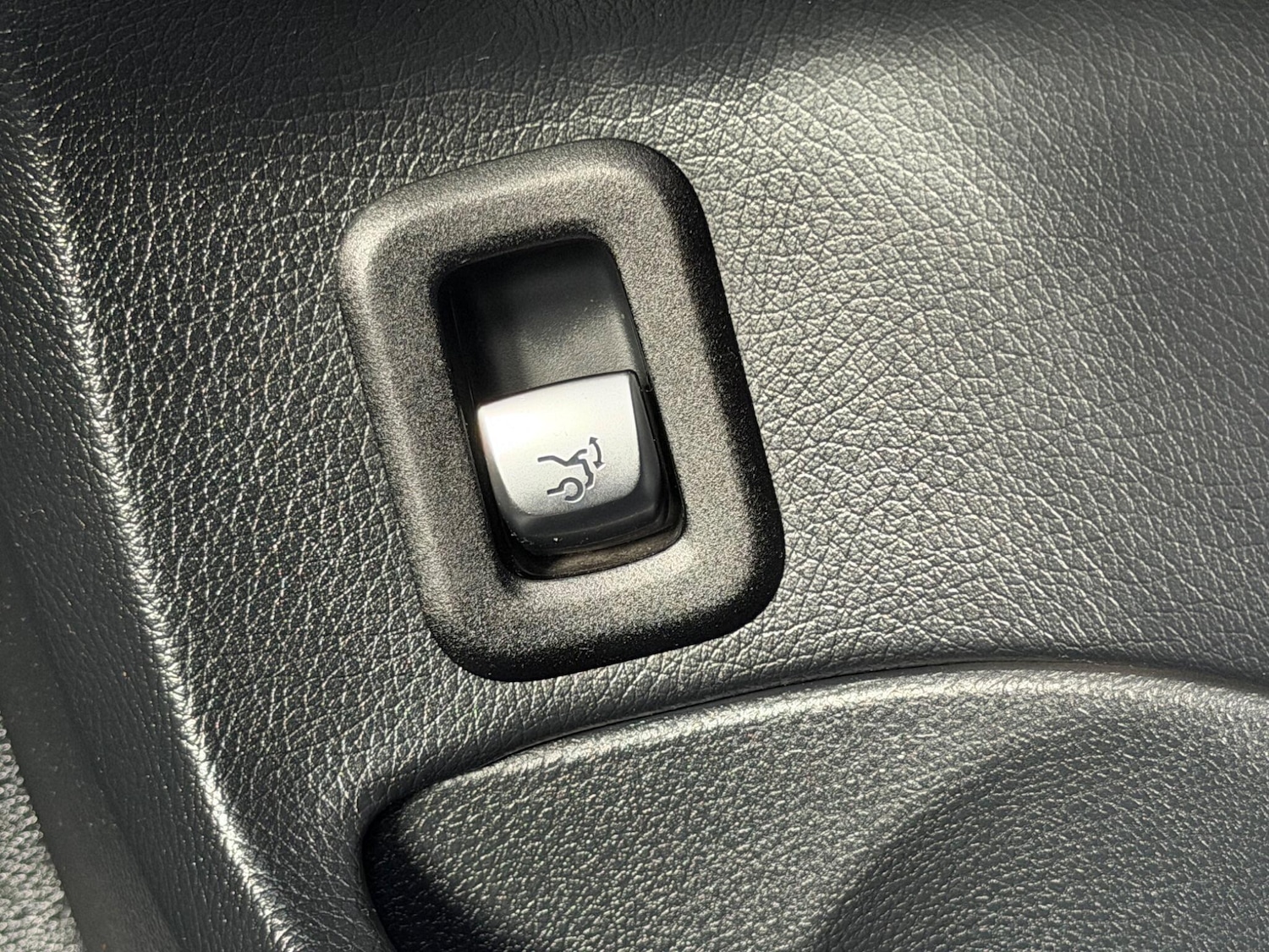 Used Mercedes-Benz C Class 2016 for sale - 78219943: Photo 29