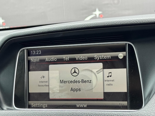 Used Mercedes-Benz E-Class 2015 for sale - 76151243: Photo 46