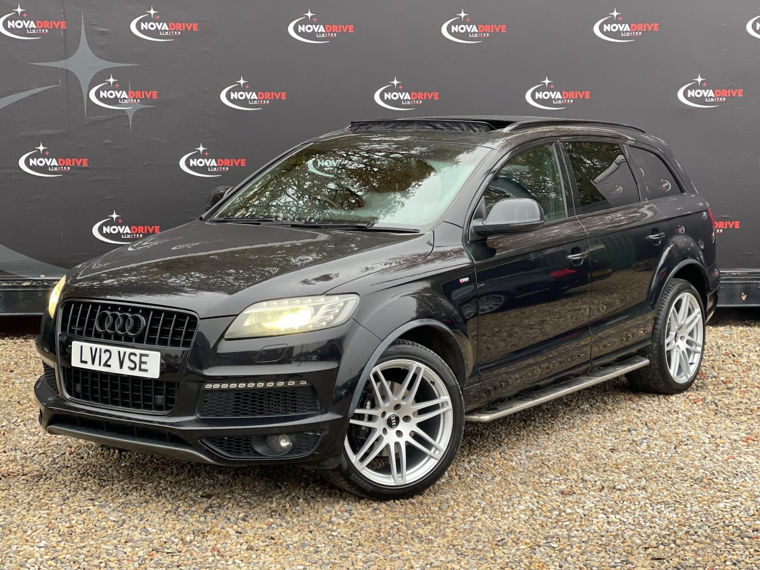 Used Audi Q7 2012 for sale - 76511771: Photo 2