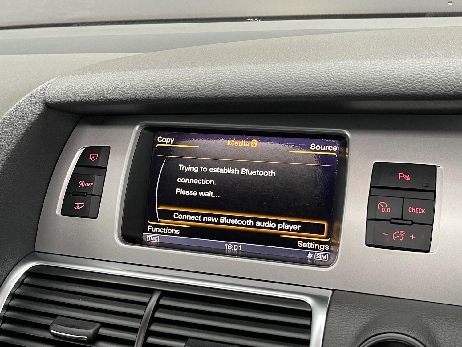 Used Audi Q7 2012 for sale - 76511771: Photo 37