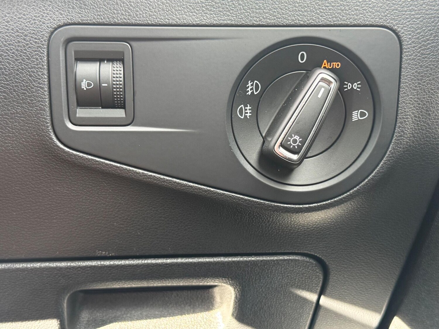 Used Volkswagen Tiguan 2016 for sale - 77457470: Photo 31