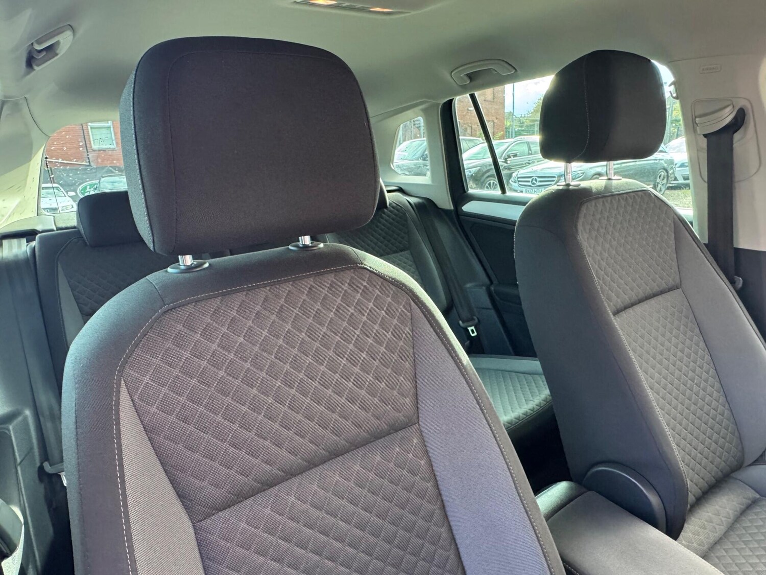 Used Volkswagen Tiguan 2016 for sale - 77457470: Photo 38