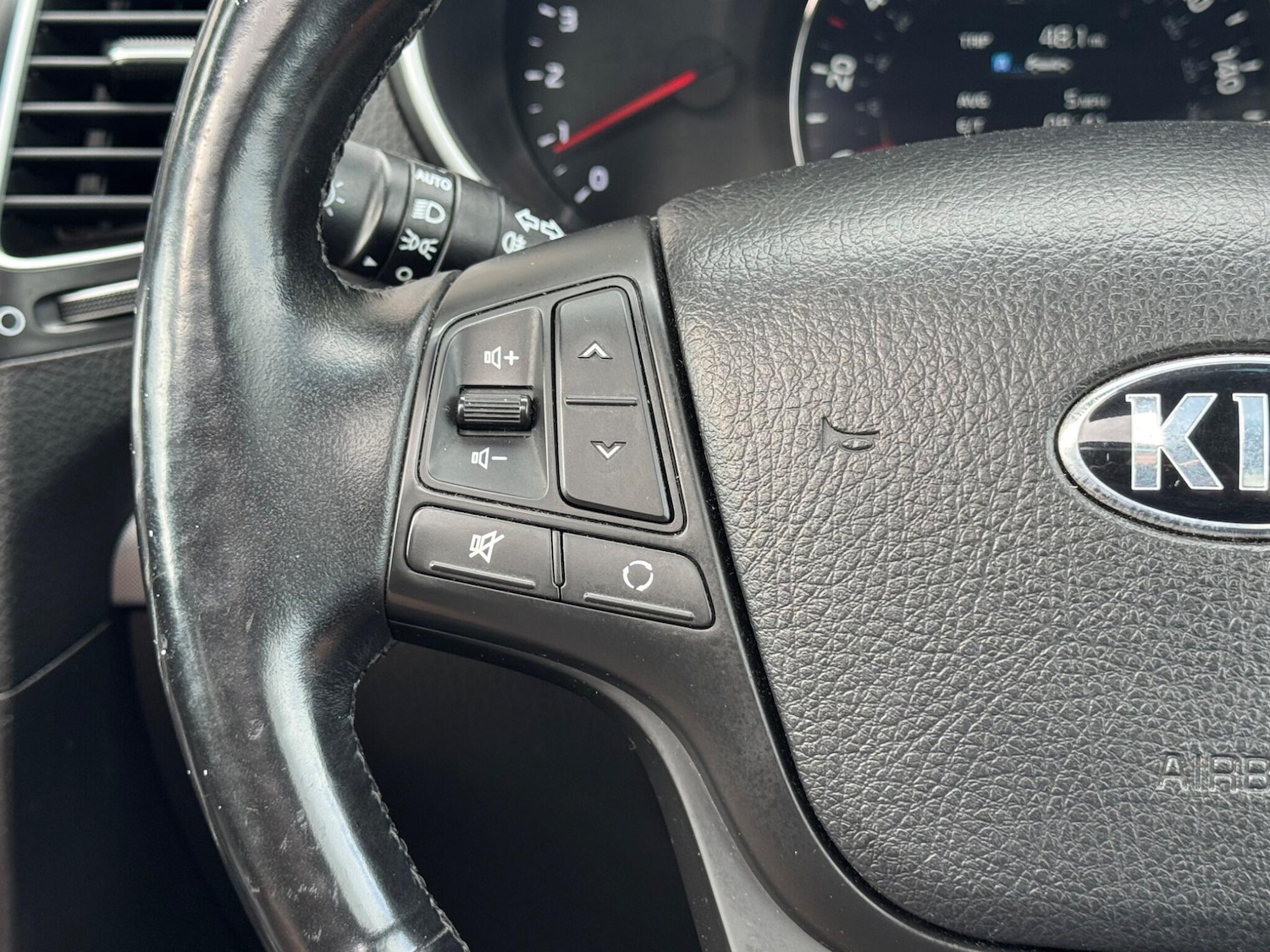 Used Kia Sorento 2013 for sale - 76175309: Photo 26