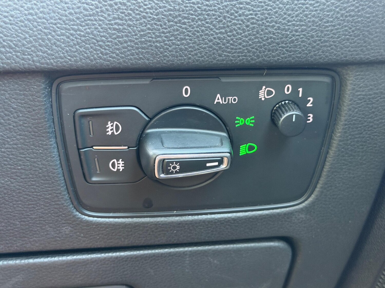 Used Volkswagen Passat 2017 for sale - 78220666: Photo 28