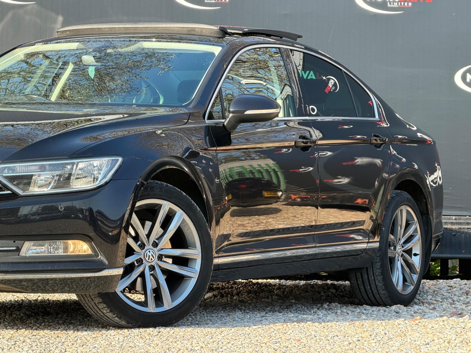 Used Volkswagen Passat 2017 for sale - 78220666: Photo 3