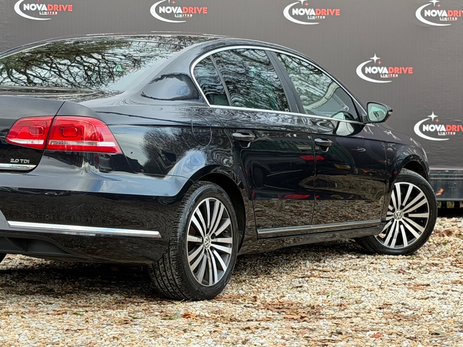 Used Volkswagen Passat 2011 for sale - 76715048: Photo 12