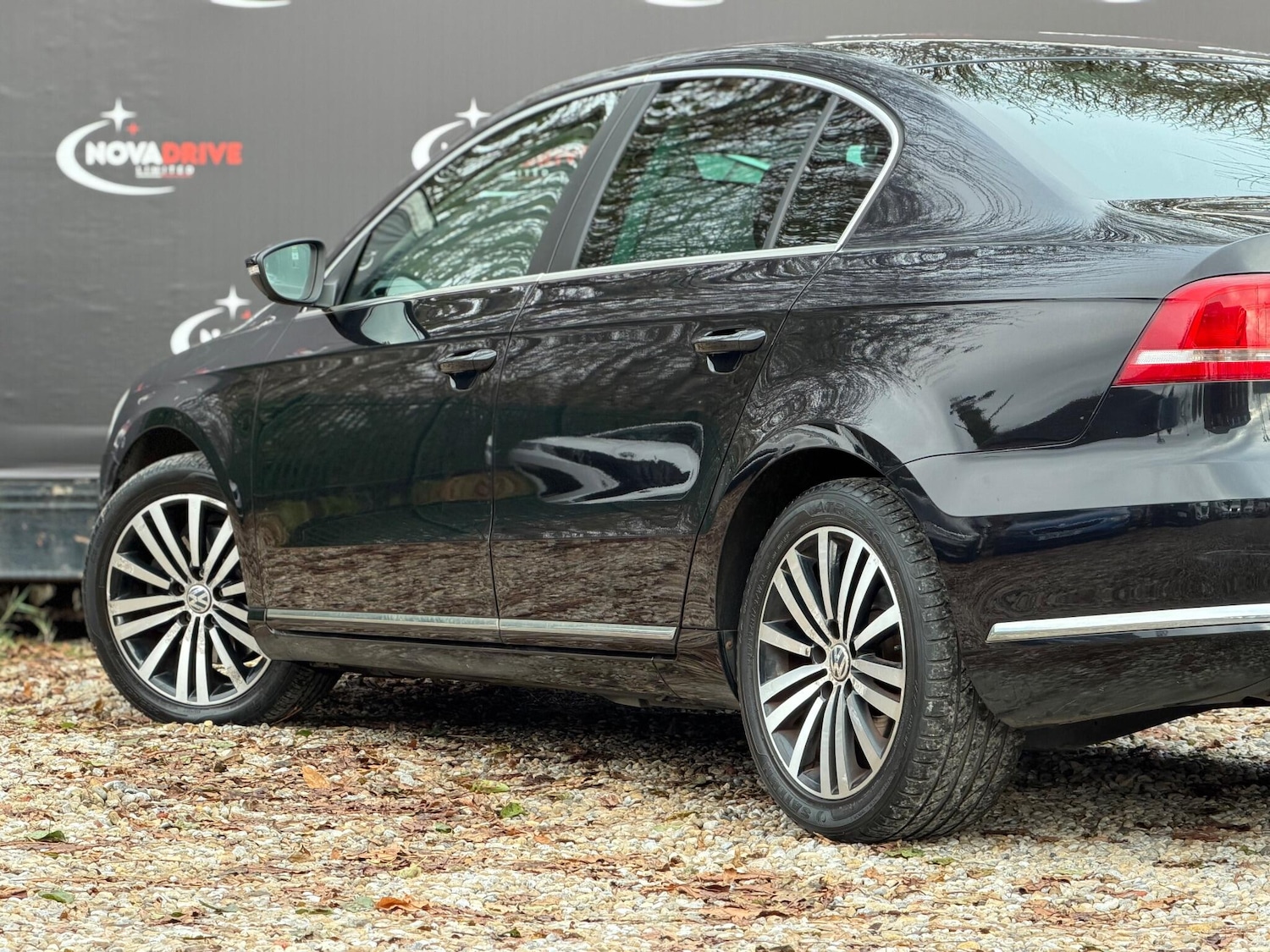 Used Volkswagen Passat 2011 for sale - 76715048: Photo 18