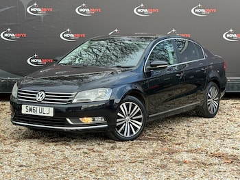 Volkswagen - Passat