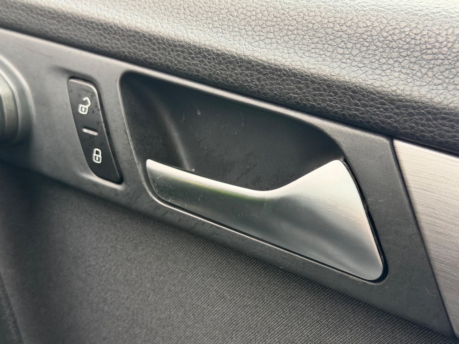 Used Volkswagen Passat 2011 for sale - 76715048: Photo 24