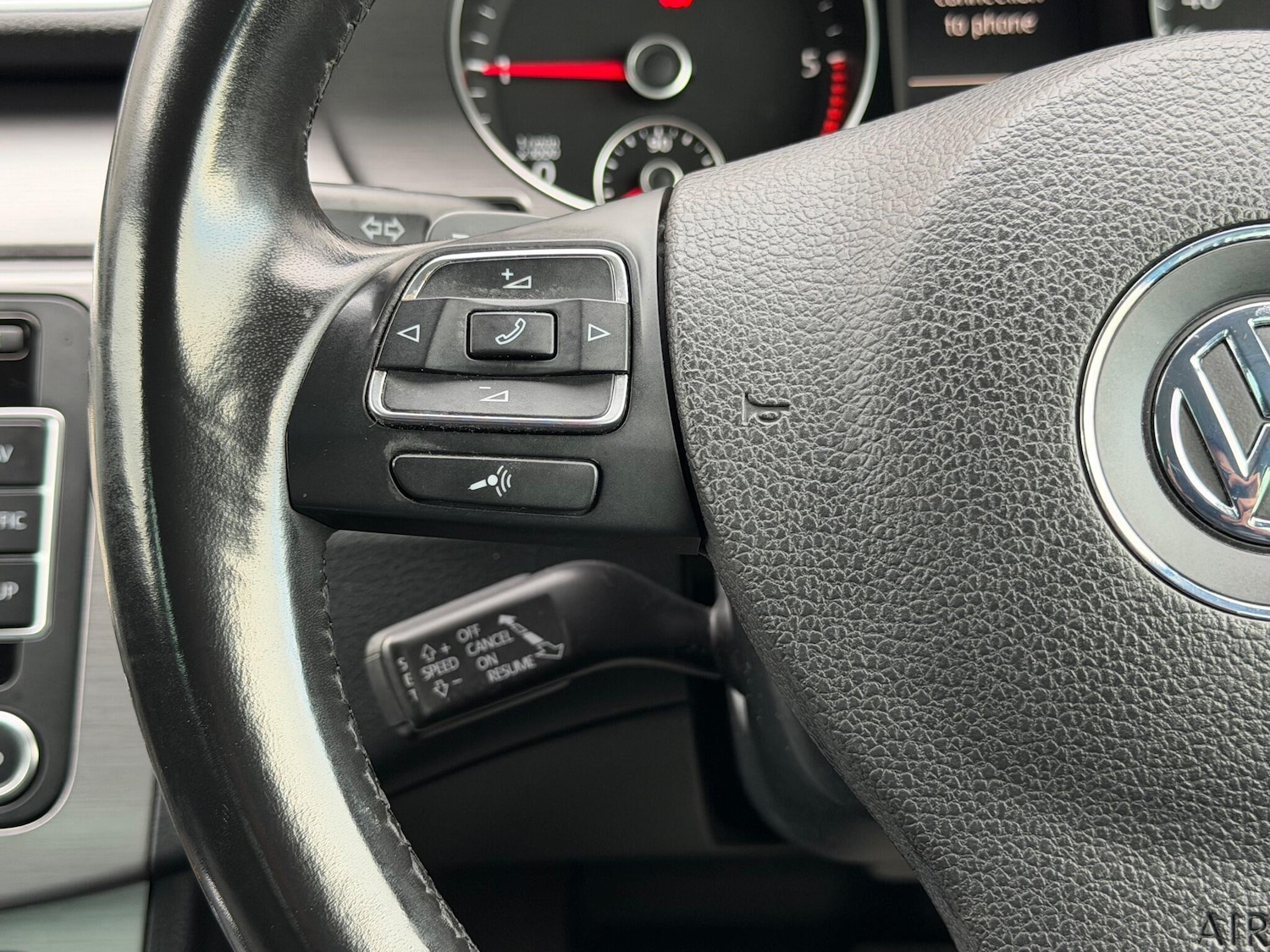 Used Volkswagen Passat 2011 for sale - 76715048: Photo 27