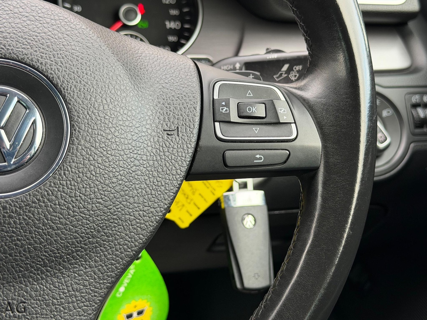 Used Volkswagen Passat 2011 for sale - 76715048: Photo 28