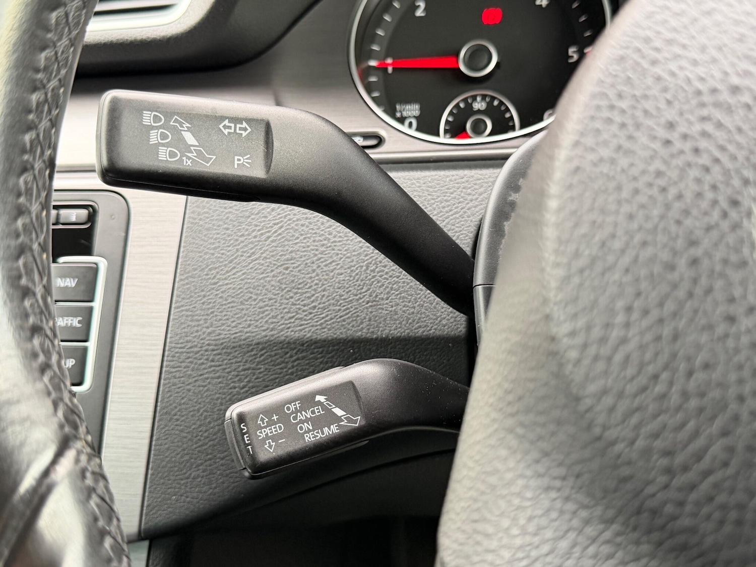 Used Volkswagen Passat 2011 for sale - 76715048: Photo 29