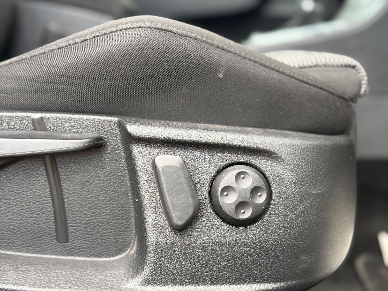 Used Volkswagen Passat 2011 for sale - 76715048: Photo 36