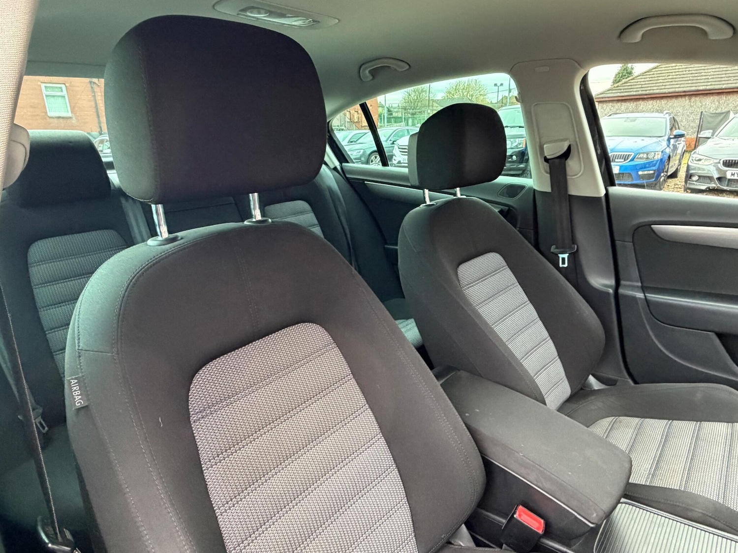 Used Volkswagen Passat 2011 for sale - 76715048: Photo 38