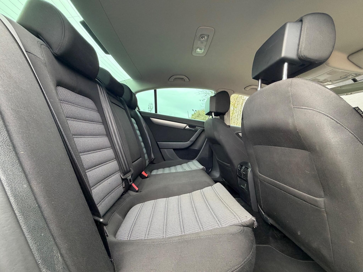 Used Volkswagen Passat 2011 for sale - 76715048: Photo 40