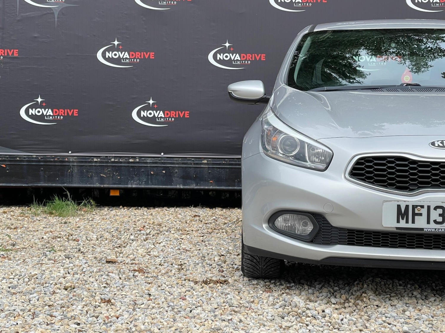 Used Kia Ceed 2013 for sale - 76158635: Photo 19