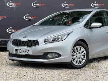 Used Kia Ceed 2013 for sale - 76158635: Photo 4