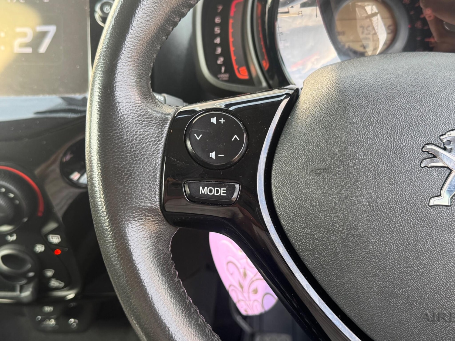 Used Peugeot 108 2014 for sale - 78220674: Photo 21