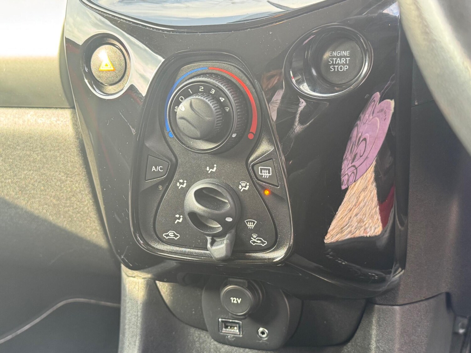 Used Peugeot 108 2014 for sale - 78220674: Photo 25