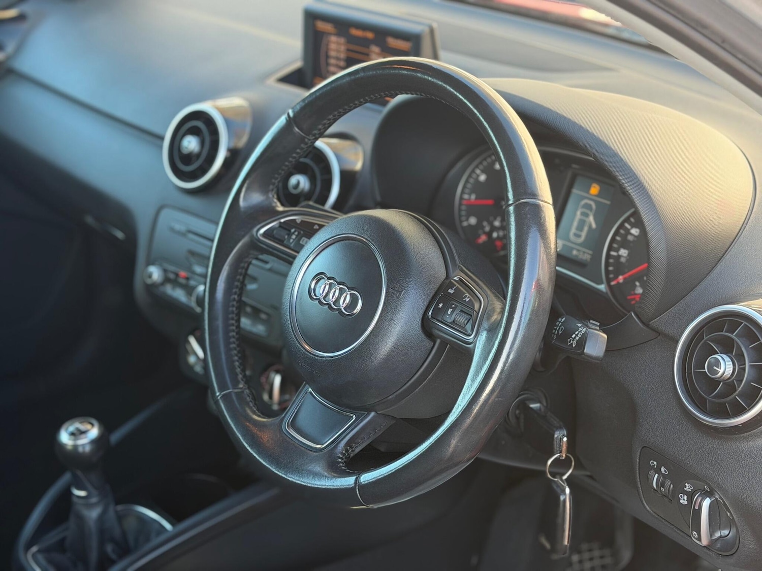 Used Audi A1 2011 for sale - 76633500: Photo 23