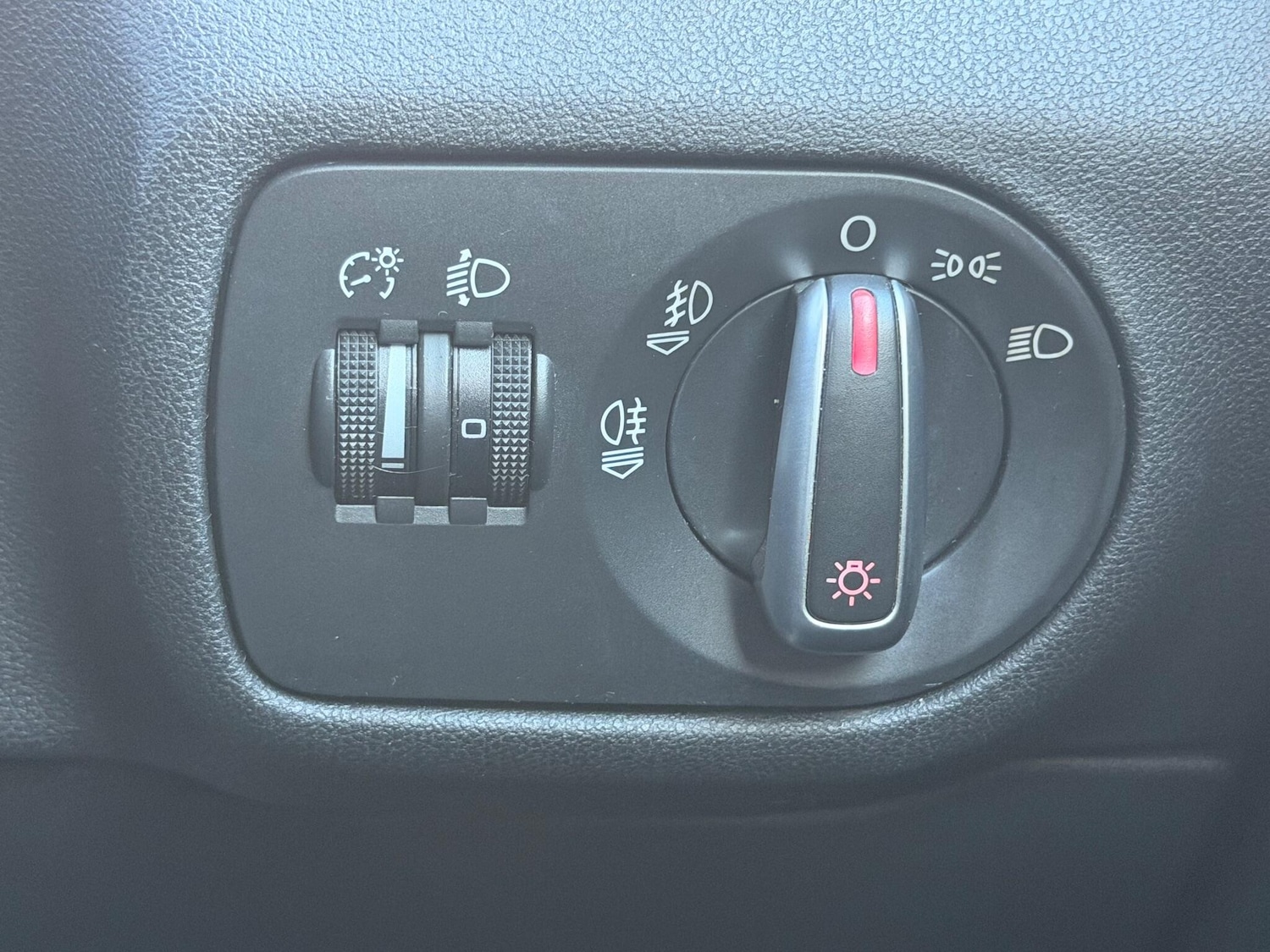 Used Audi A1 2011 for sale - 76633500: Photo 30