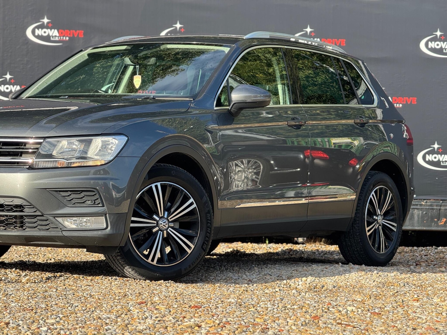 Used Volkswagen Tiguan 2016 for sale - 76121394: Photo 4