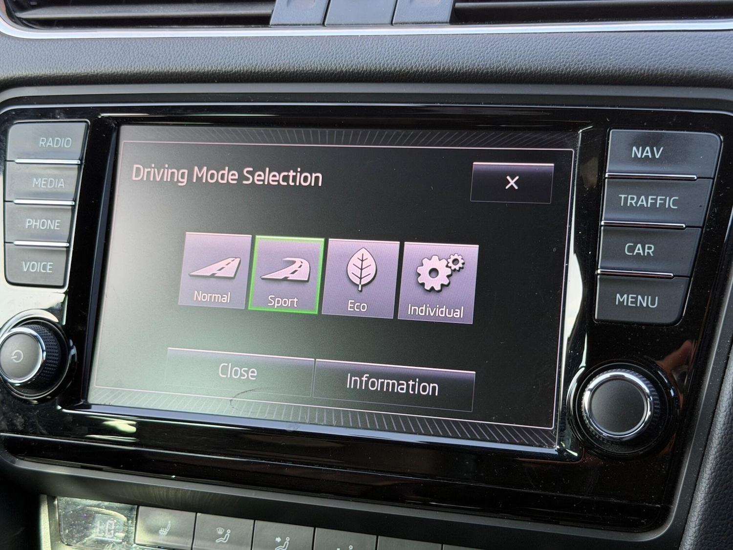 Used Skoda Octavia 2013 for sale - 78220662: Photo 49