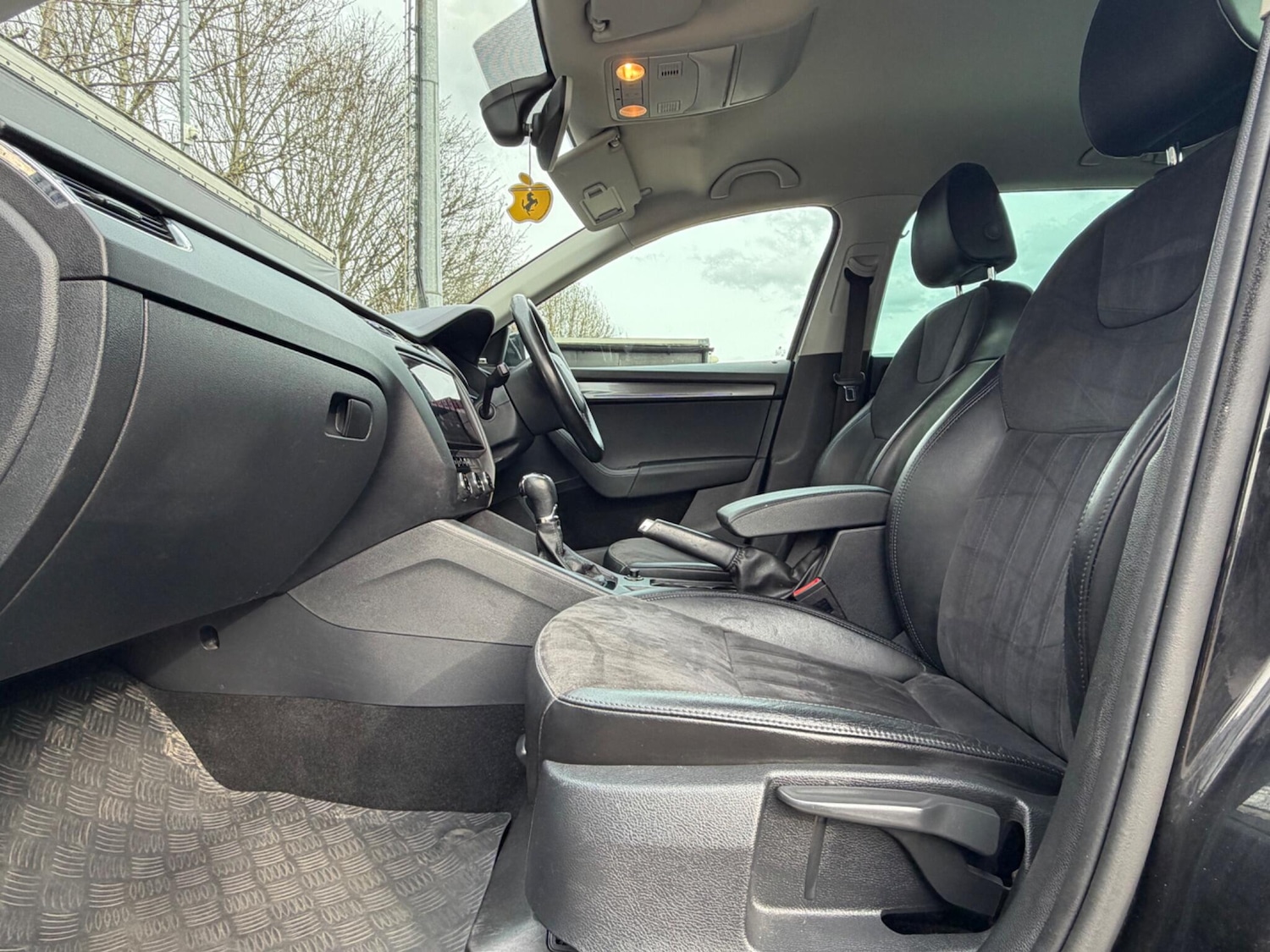 Used Skoda Octavia 2017 for sale - 78220663: Photo 52