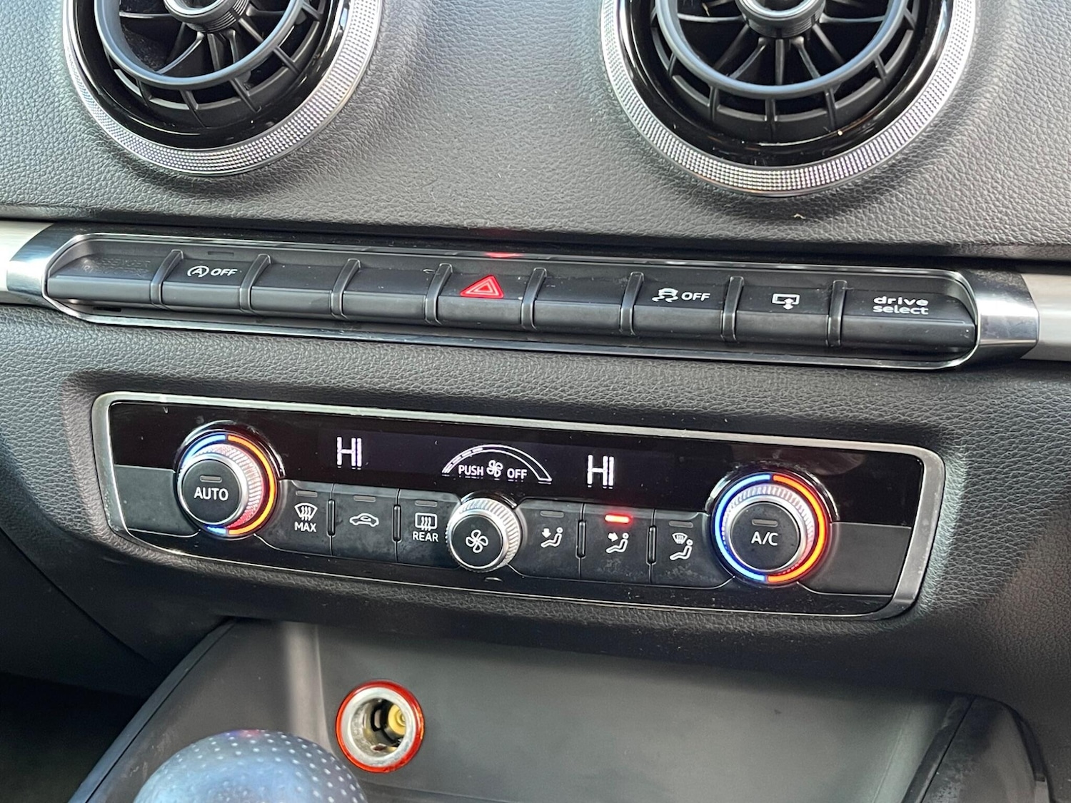 Used Audi A3 2015 for sale - 76381050: Photo 33