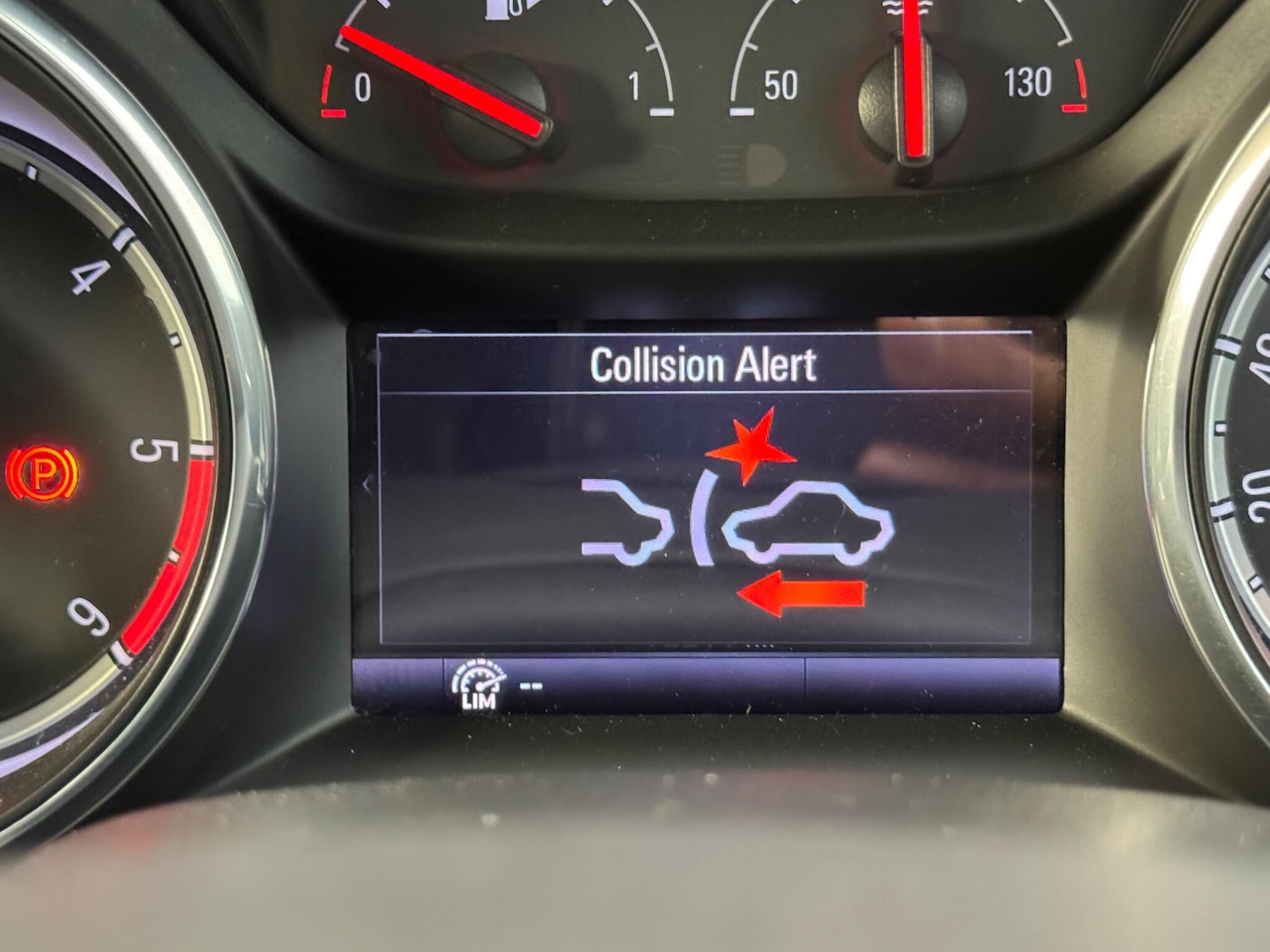 Used Vauxhall Astra 2018 for sale - 76398595: Photo 33