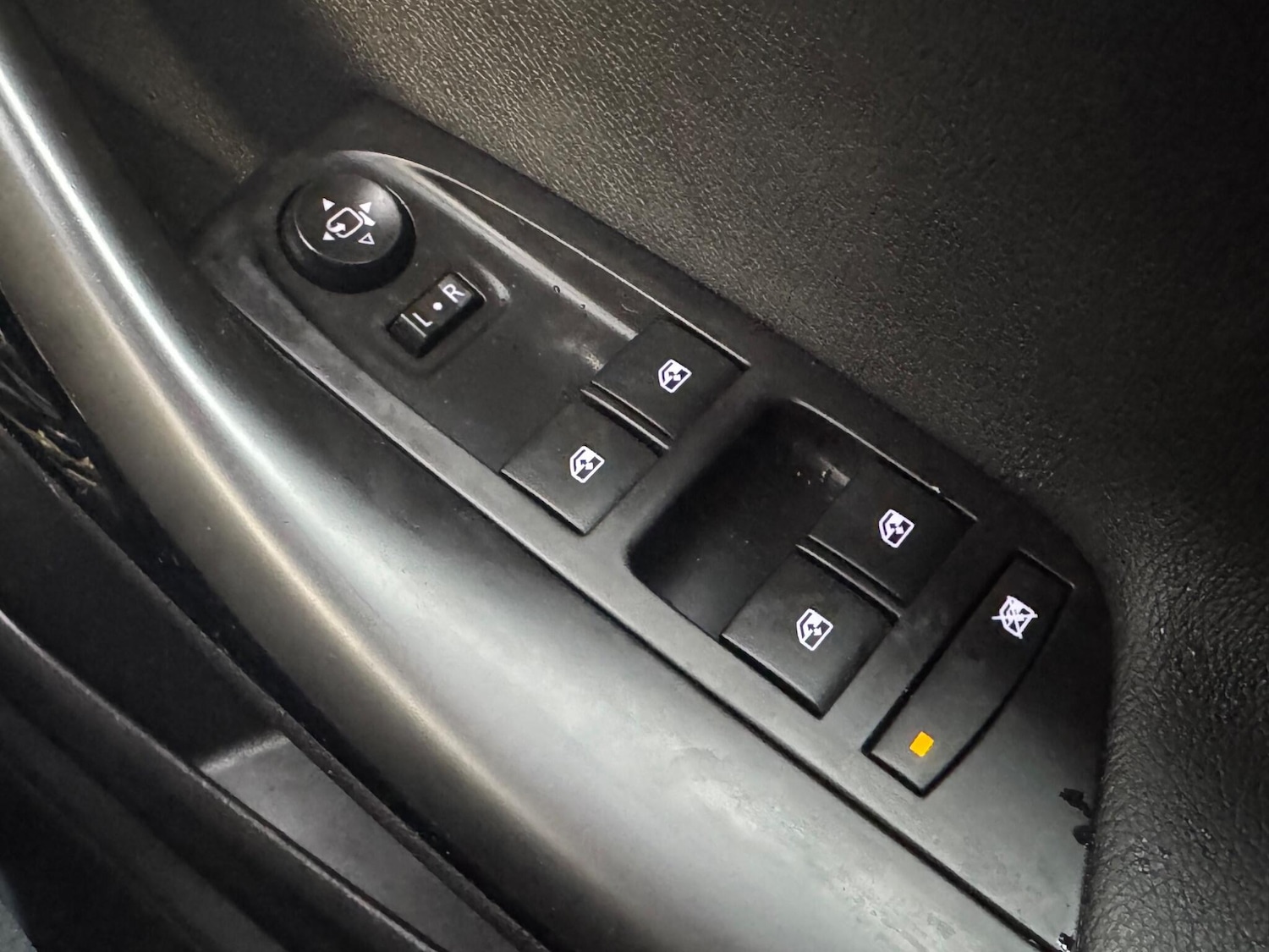 Used Vauxhall Astra 2018 for sale - 76398595: Photo 34