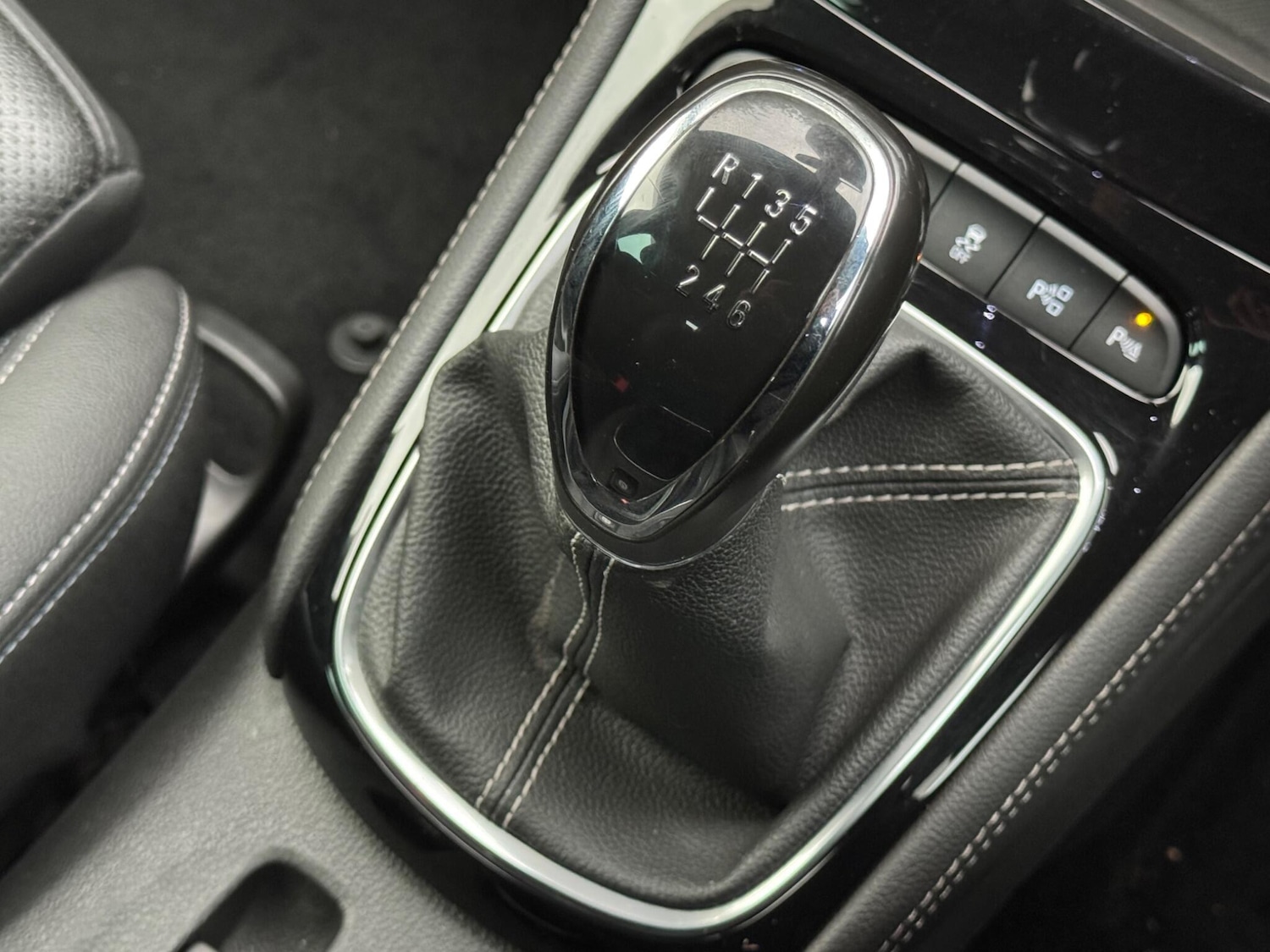 Used Vauxhall Astra 2018 for sale - 76398595: Photo 38