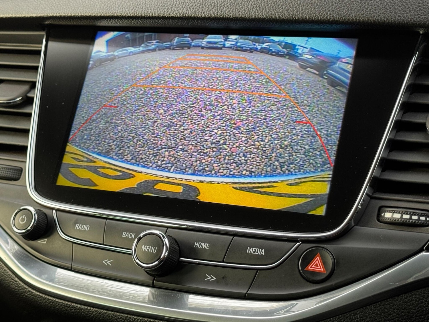 Used Vauxhall Astra 2018 for sale - 76398595: Photo 47