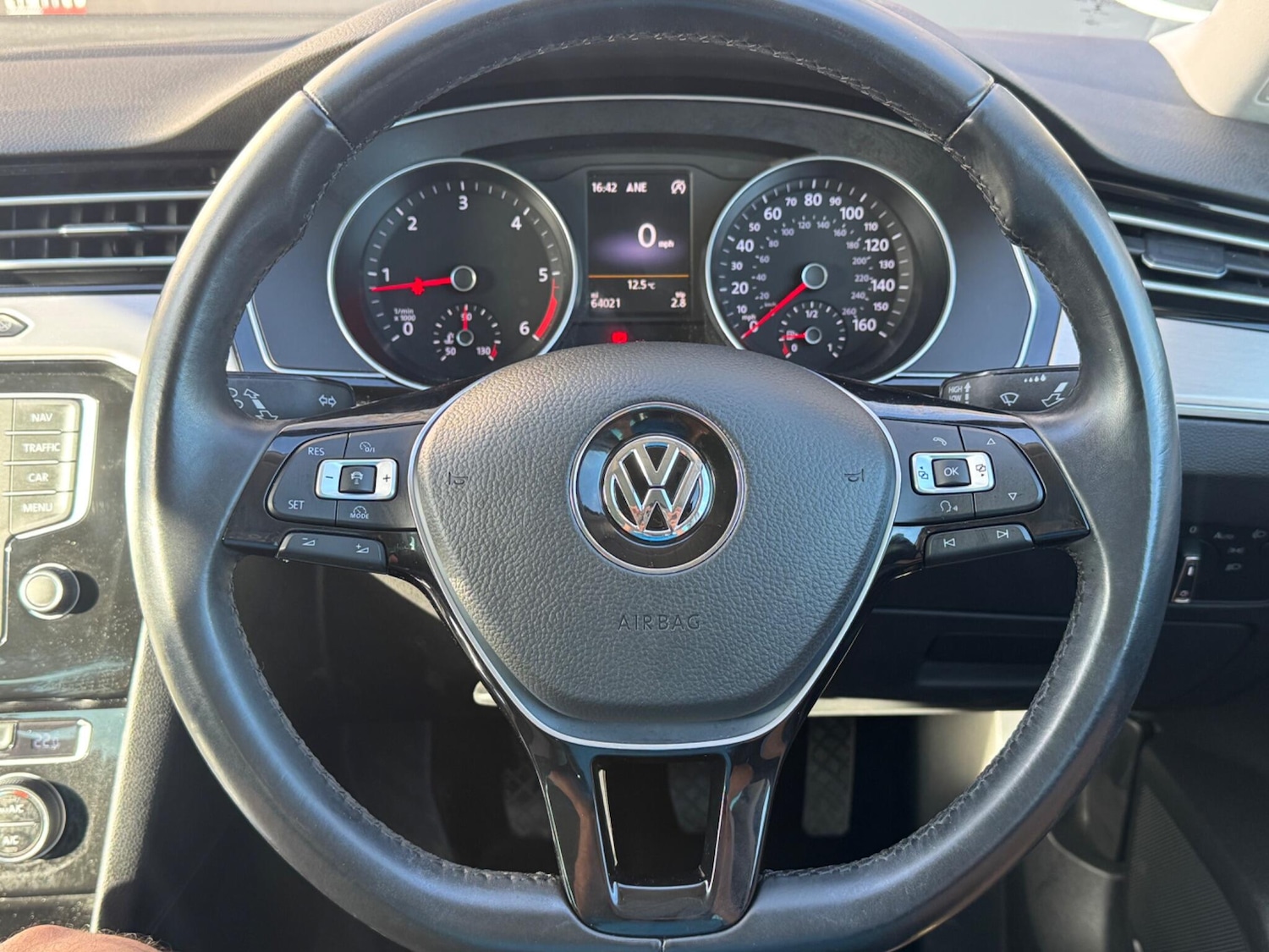 Used Volkswagen Passat 2015 for sale - 78220676: Photo 31