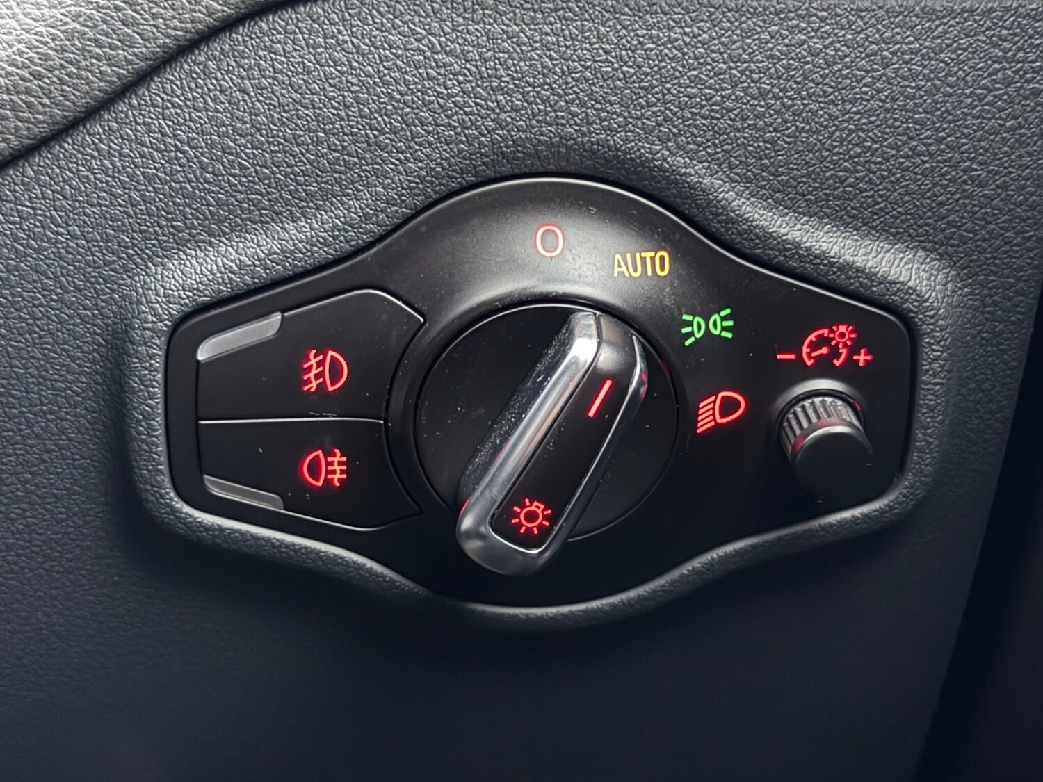 Used Audi Q5 2013 for sale - 77457446: Photo 29