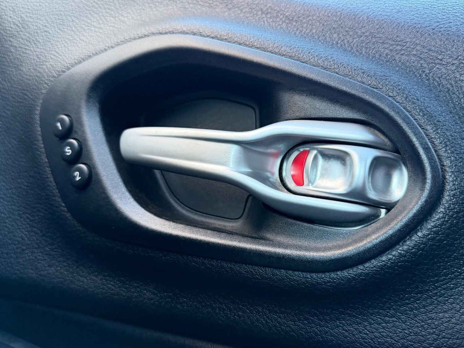 Used Jeep Cherokee 2016 for sale - 77457447: Photo 26