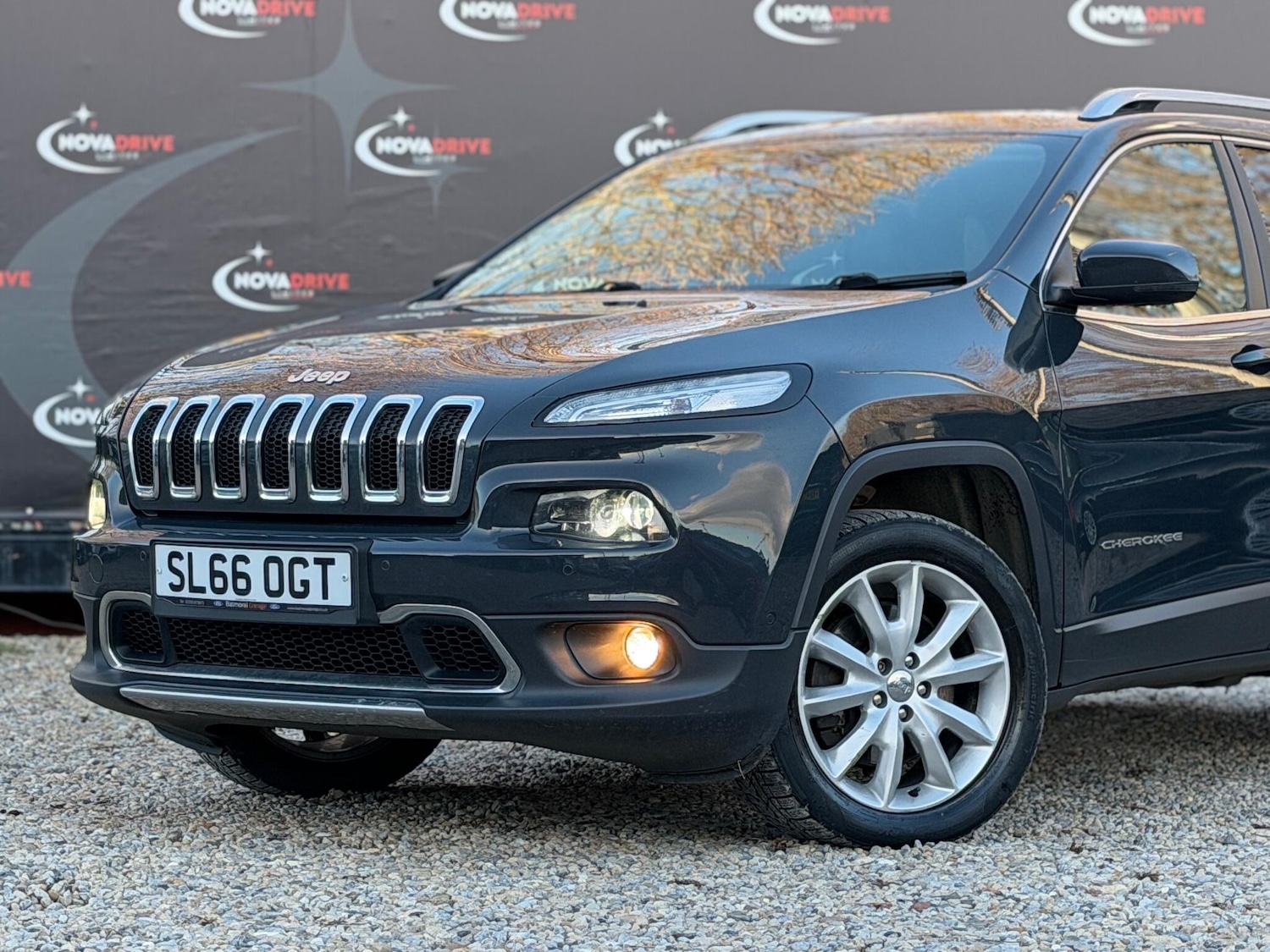 Used Jeep Cherokee 2016 for sale - 77457447: Photo 3
