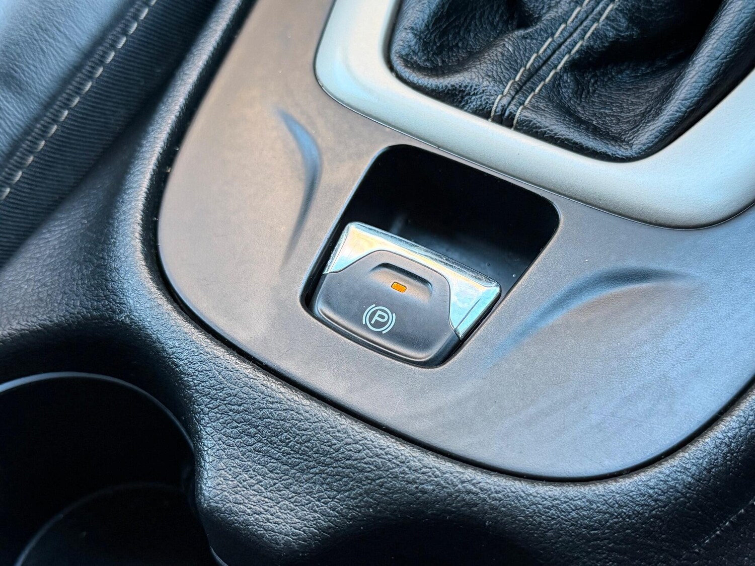 Used Jeep Cherokee 2016 for sale - 77457447: Photo 37