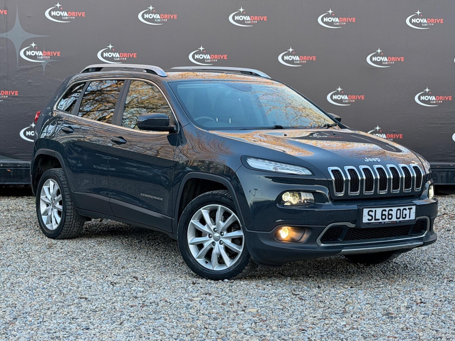 Used Jeep Cherokee 2016 for sale - 77457447: Photo 5
